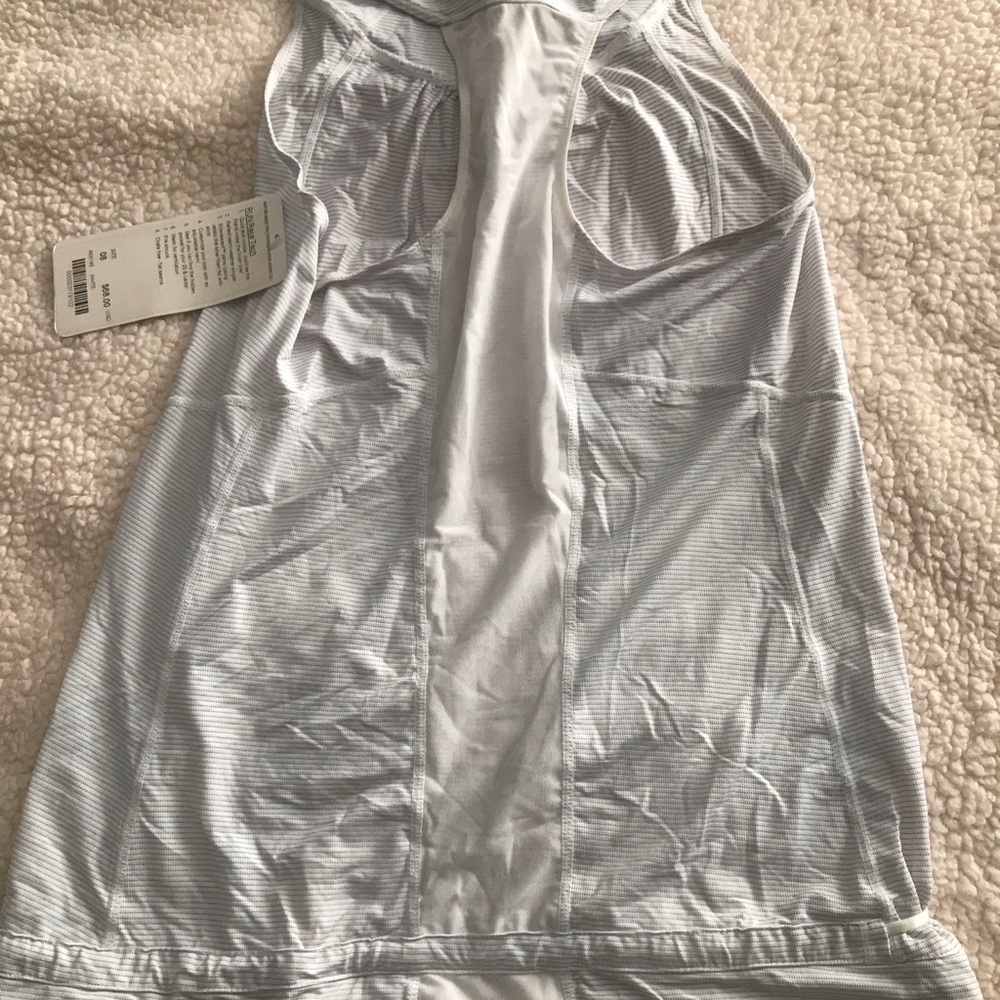 Lululemon RUN Race Tech Tank - Picture 2 of 8